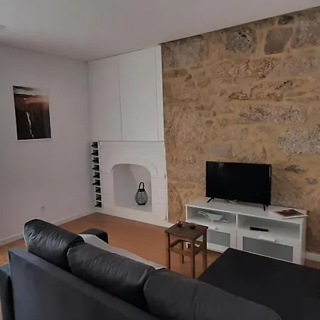 Casa De Appartamento *