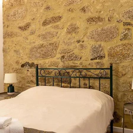 Casa De *